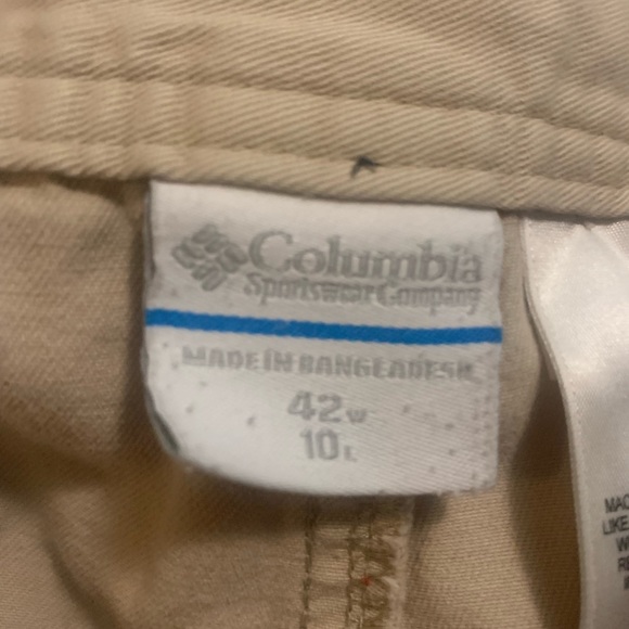 Men’s Columbia Size 40 Cargo Shorts - Picture 3 of 3